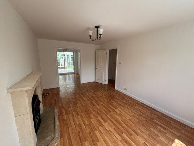 House Kempton Close in Bristol