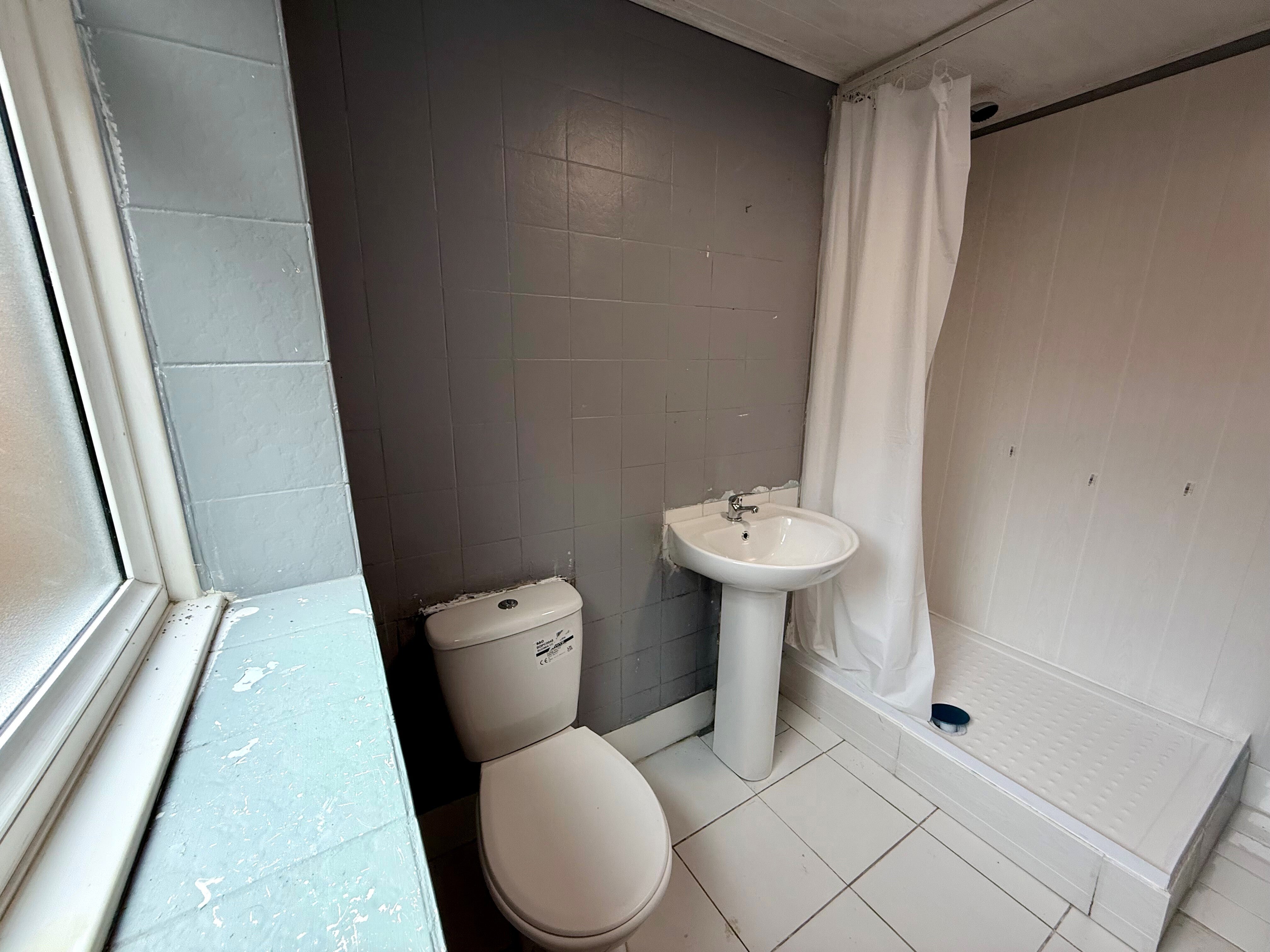 Room College Street in South Kesteven