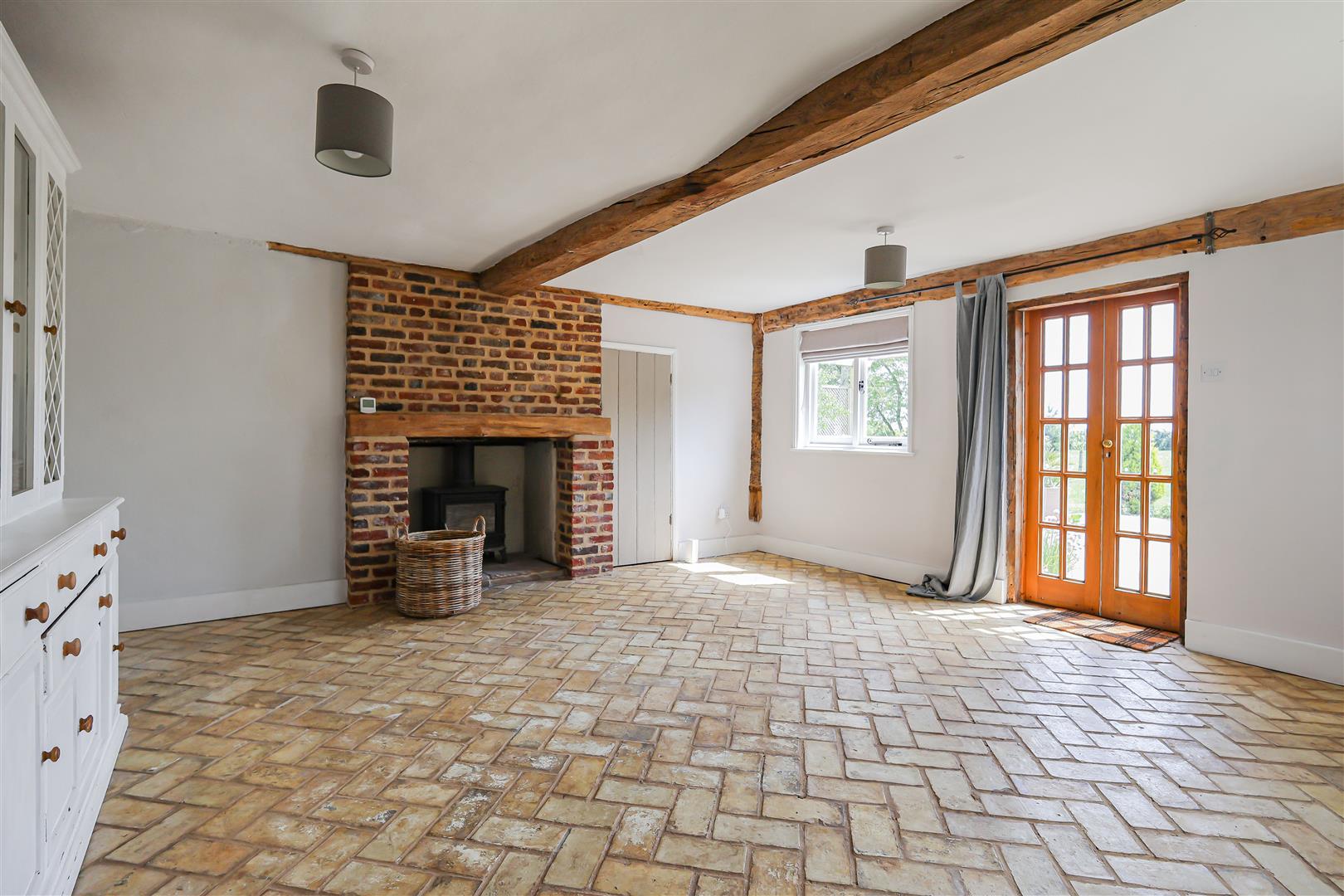 House Mallows Green Road in Uttlesford