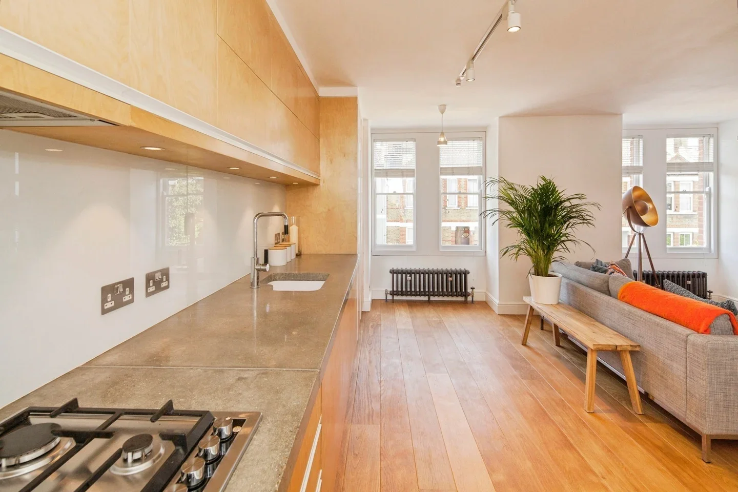 Flat Lutwyche Road in Greater London