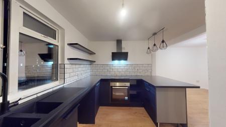 Flat Trafalgar Close in Peacehaven