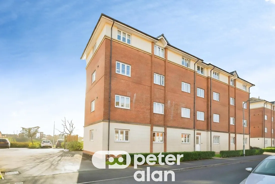 Flat Argosy Way in Newport