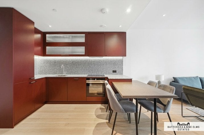 Flat New Union Square in Greater London