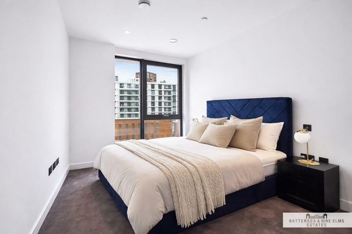 Flat New Union Square in Greater London