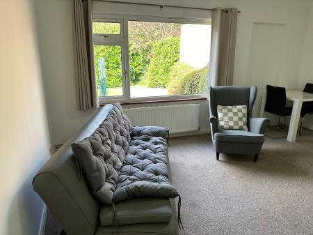 Flat Norfield Road in Dartford