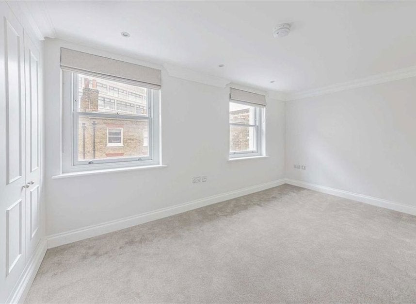 Flat Seymour Place in City of Westminster