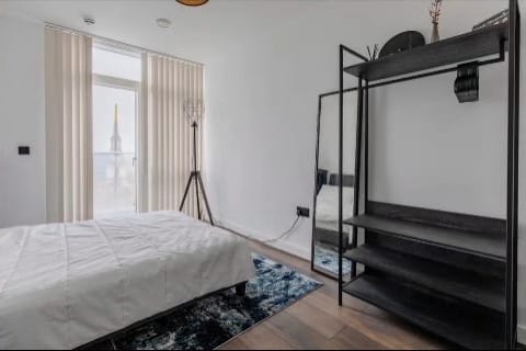 Room Woolmore Street in Greater London