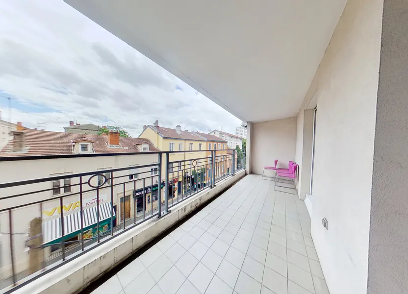 Appartement Rue du 4 Août 1789 à Villeurbanne