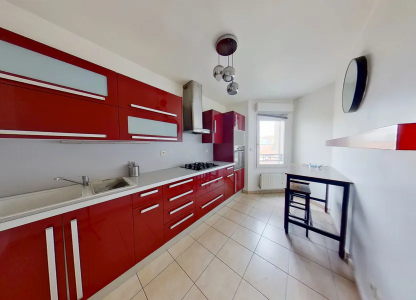 Flat Rue du 4 Août 1789 in Villeurbanne