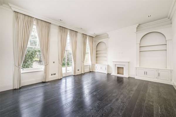 Flat Evelyn Gardens in Greater London