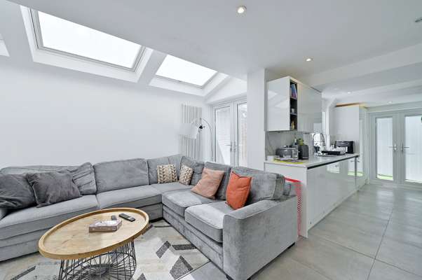 House Temple Road in Windsor