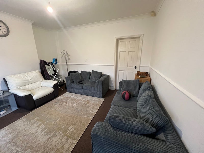 Room Stamfordham Road in Newcastle upon Tyne