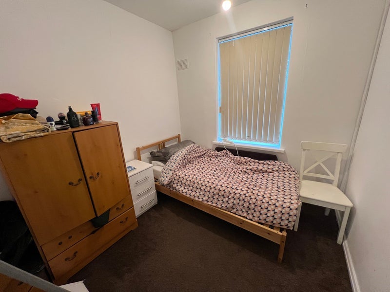 Room Stamfordham Road in Newcastle upon Tyne