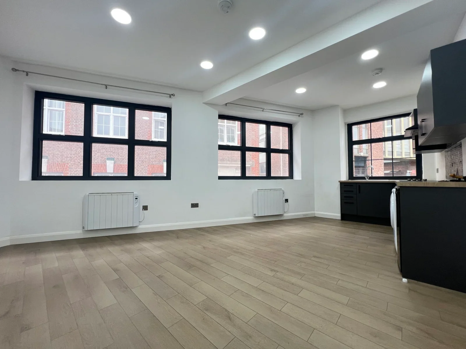 Flat Dunstable Place in Luton