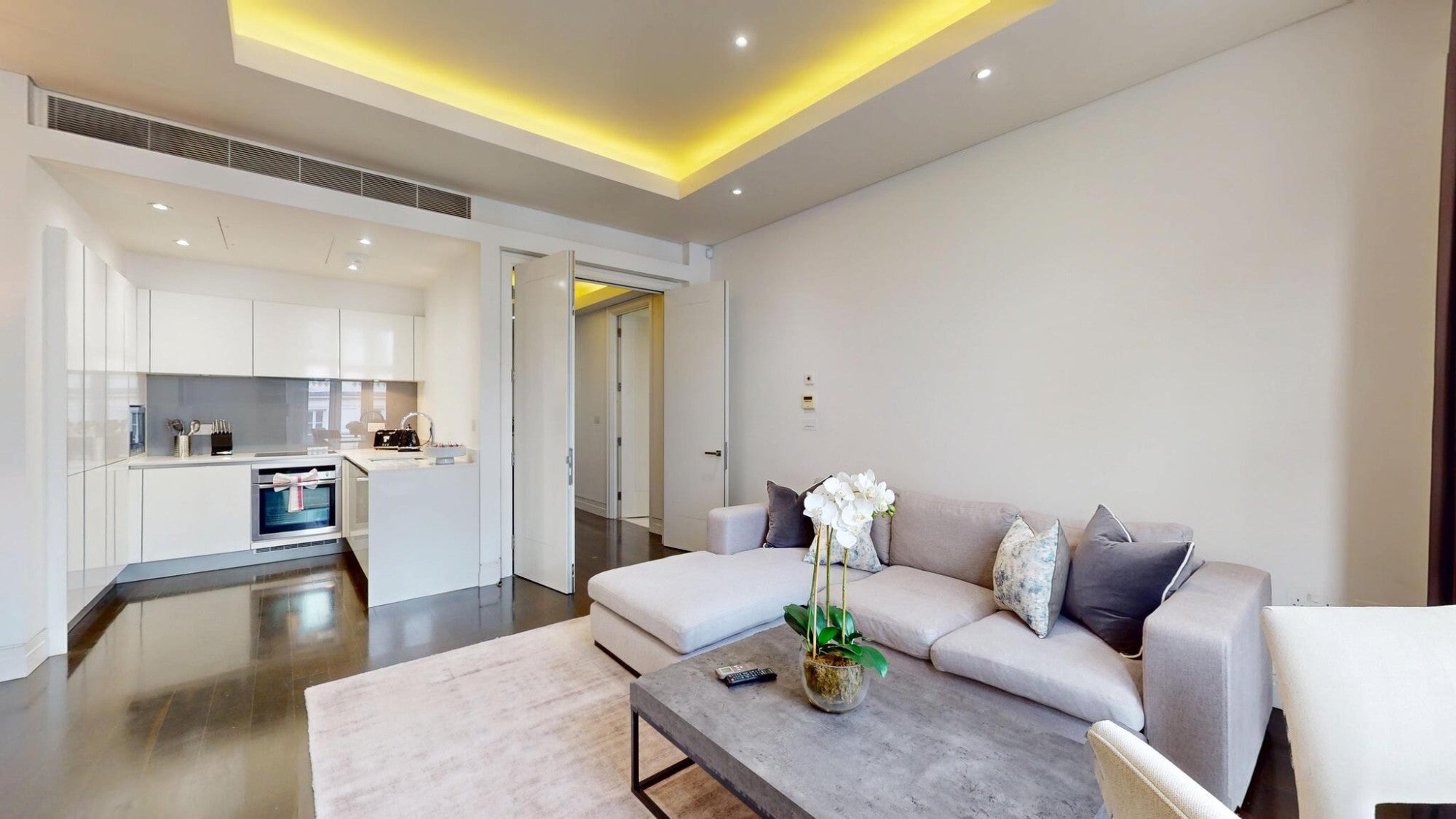 Flat North Audley Street in City of Westminster