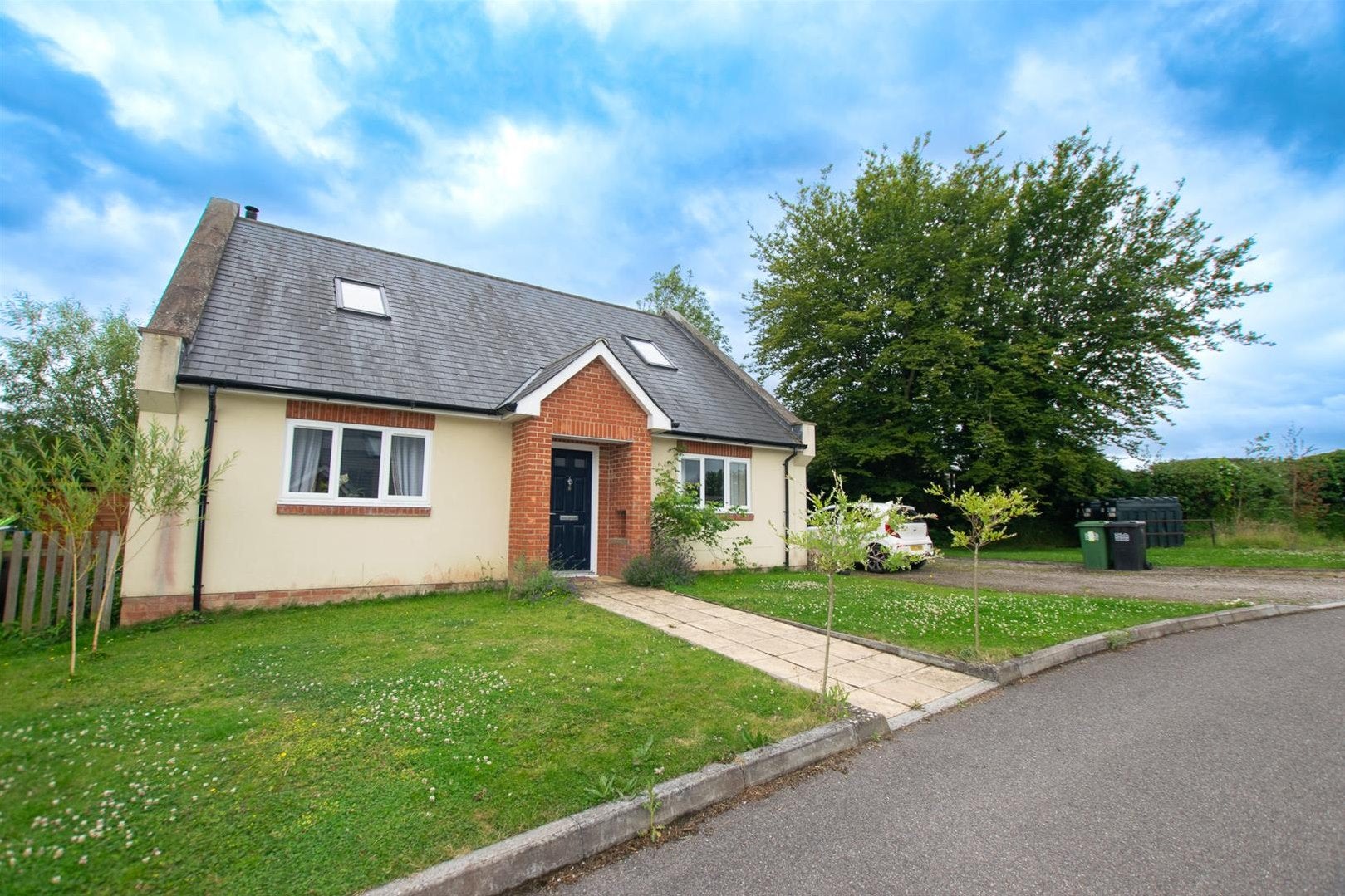 House Squires Lane in Framfield