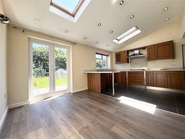 House Cricklade Road in Swindon