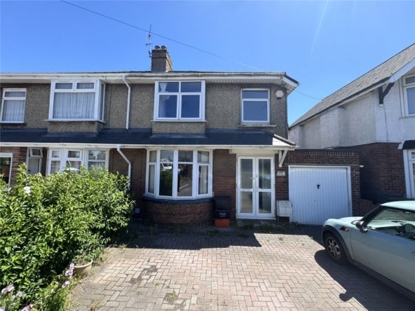 House Cricklade Road in Swindon
