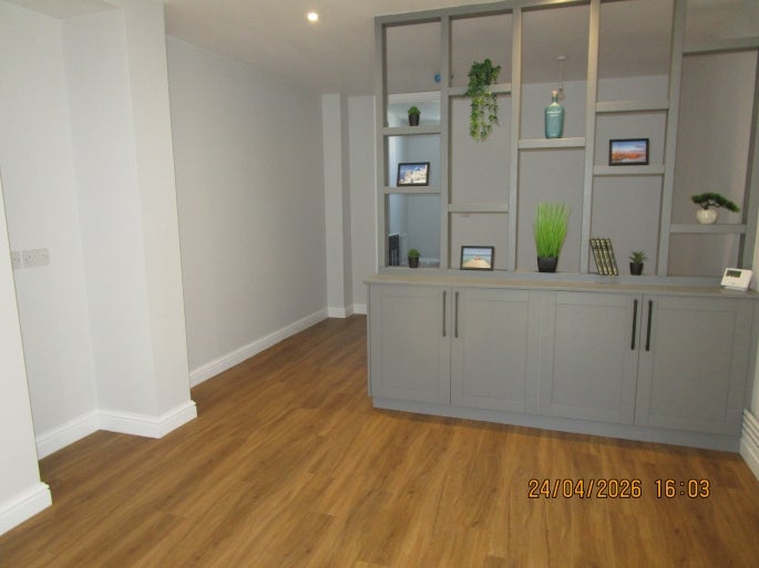 Flat Peel Street in Derby