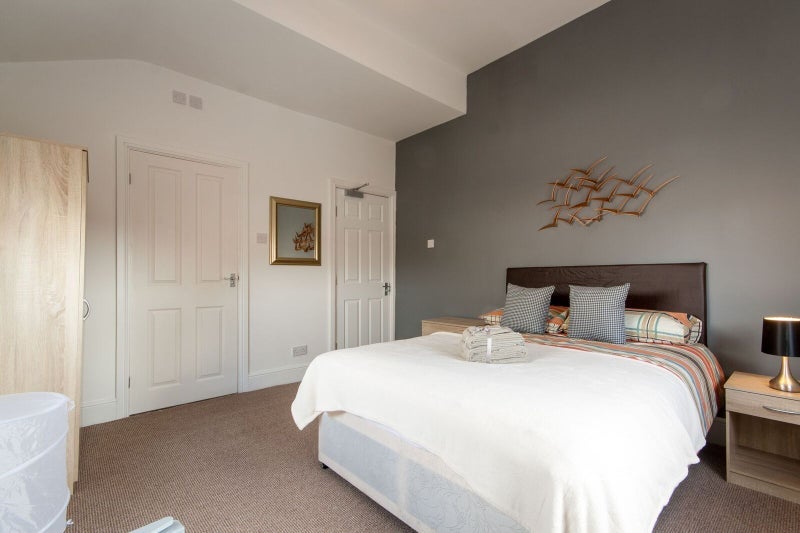 Room Newton Street in Stoke-on-Trent