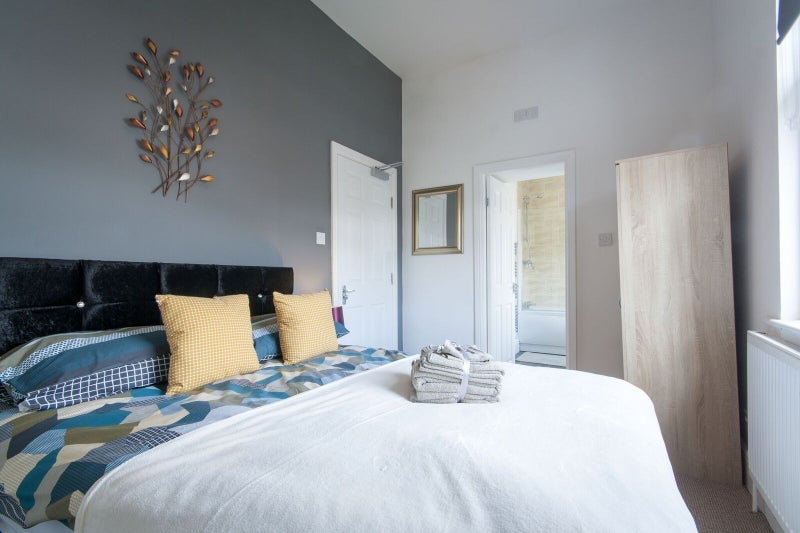 Room Newton Street in Stoke-on-Trent