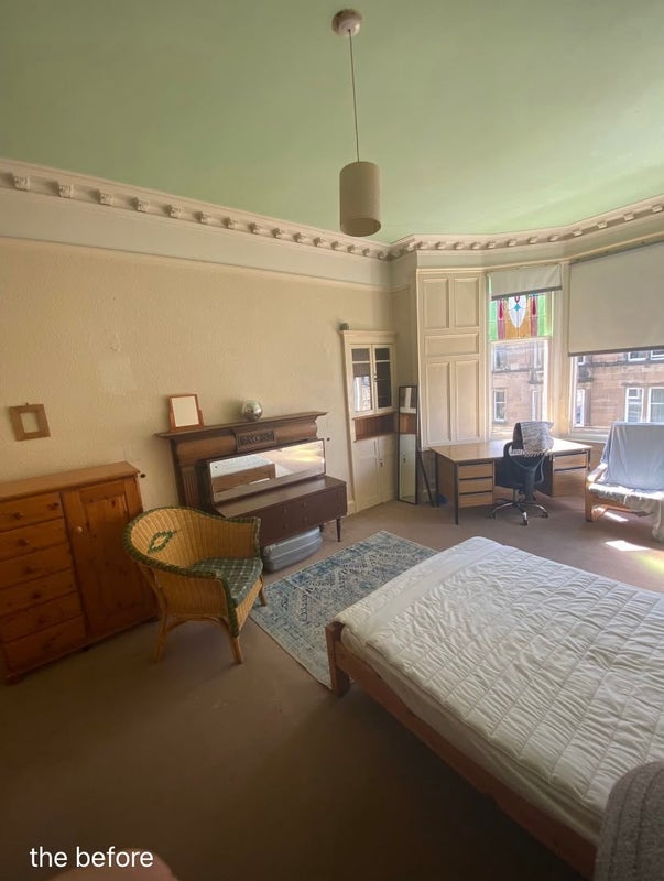 Room Strathfillan Road in City of Edinburgh