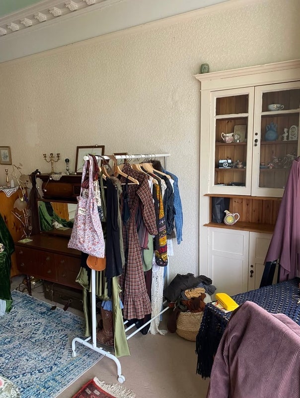 Room Strathfillan Road in City of Edinburgh