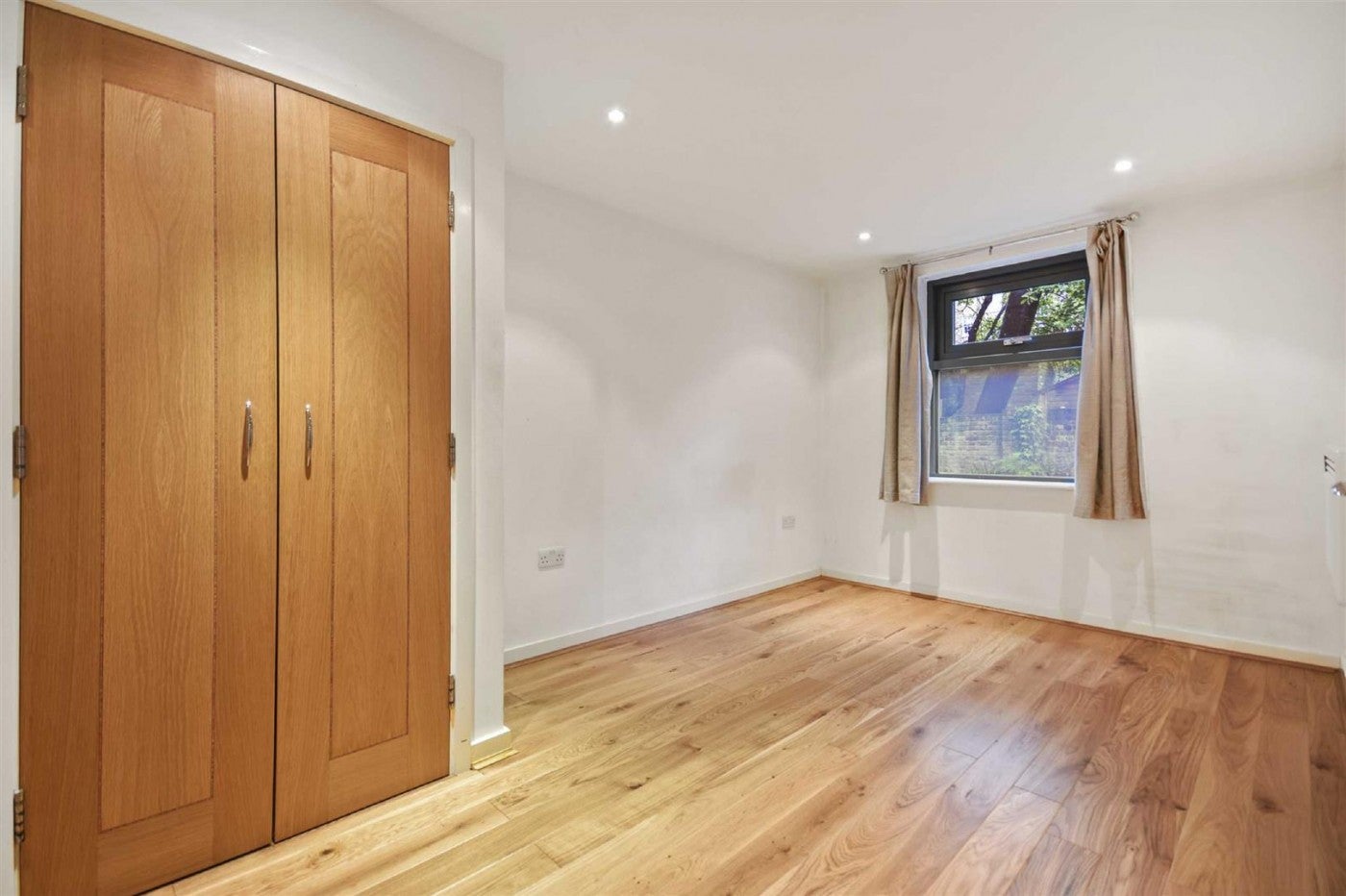 Flat Maida Vale in City of Westminster
