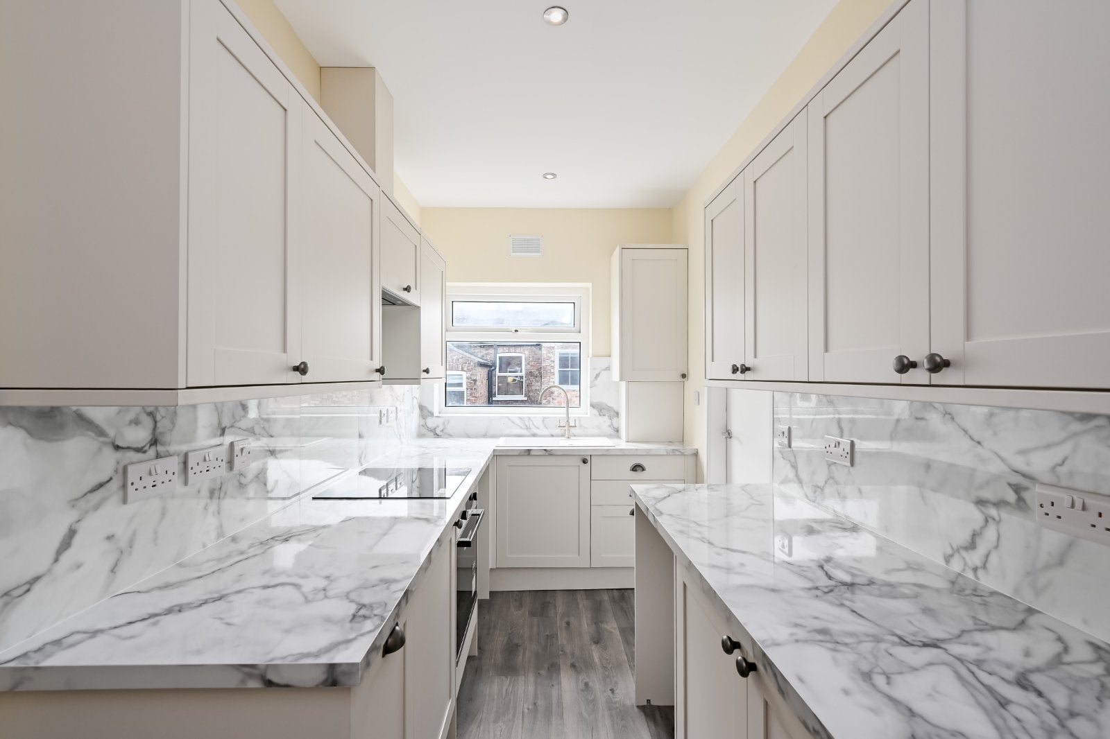 Flat Rosslyn Street in York