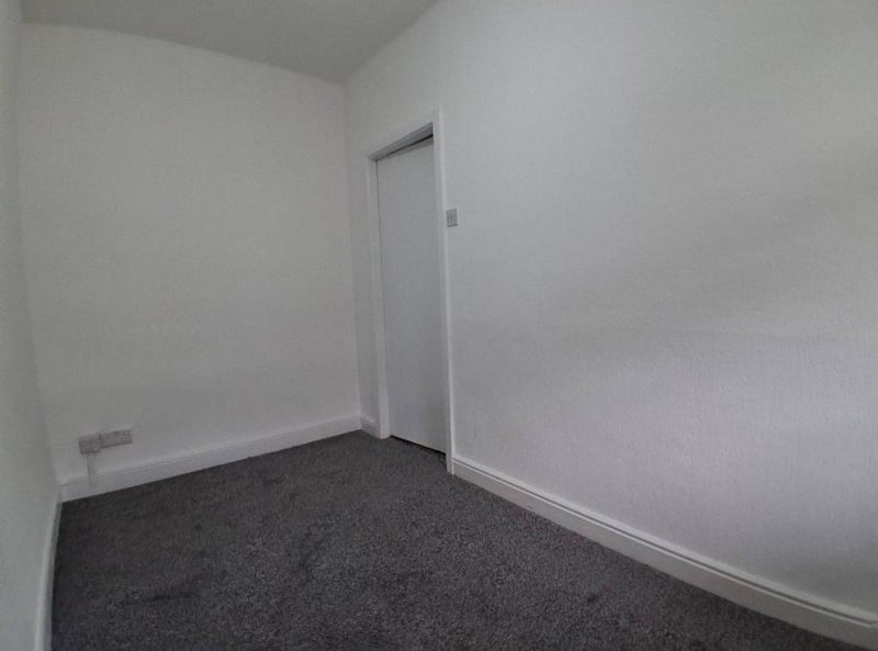 Room Harold Street in Burnley