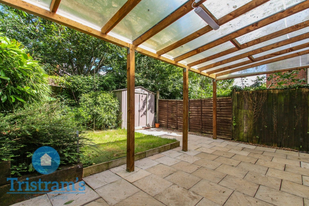 Flat Angell Green in Nottingham