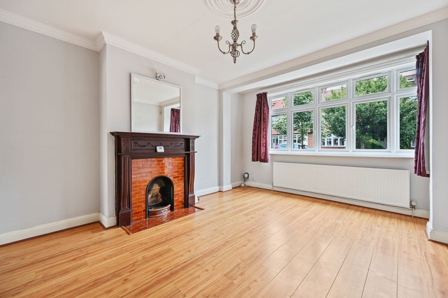 House Greenend Road in London