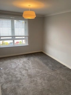 Flat Colinslie Road in Glasgow
