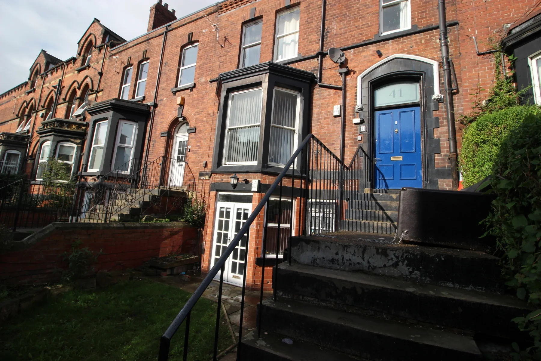 House Regent Park Terrace in Leeds