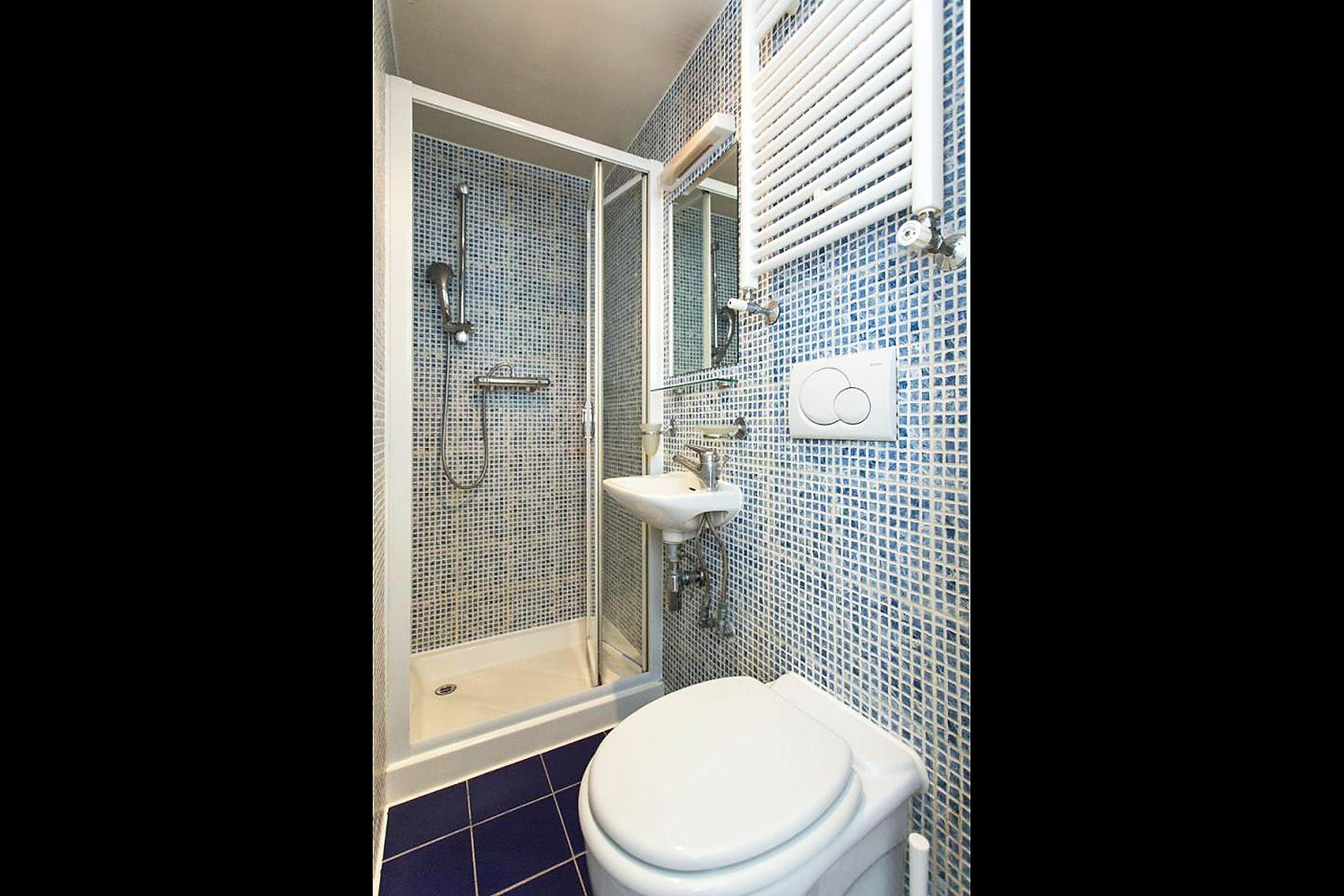 Flat Finchley Road in Greater London
