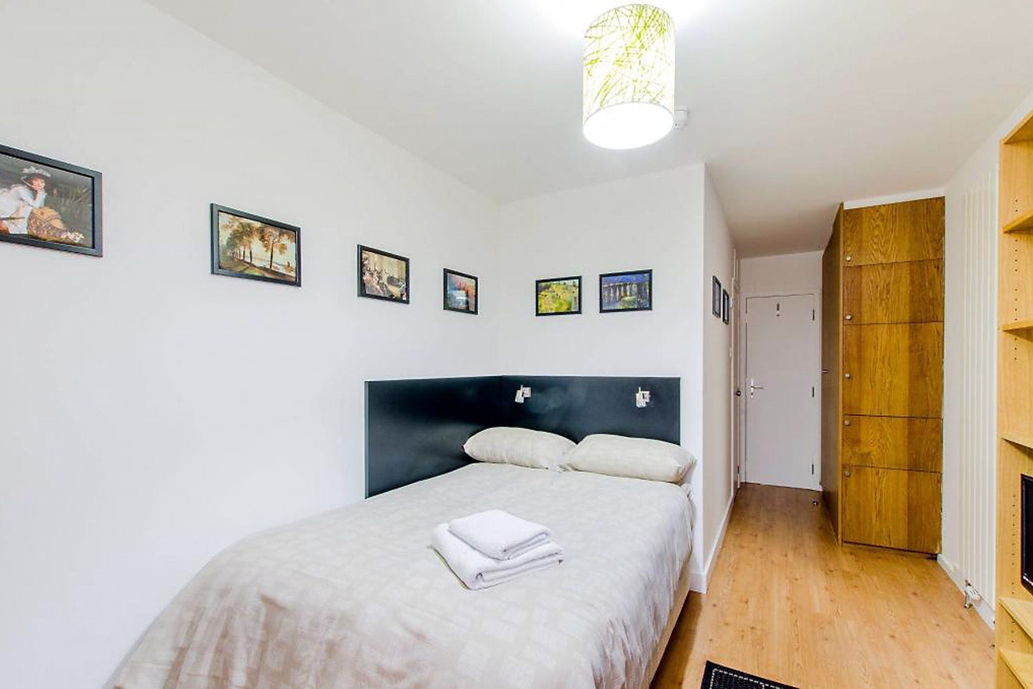 Flat Finchley Road in Greater London