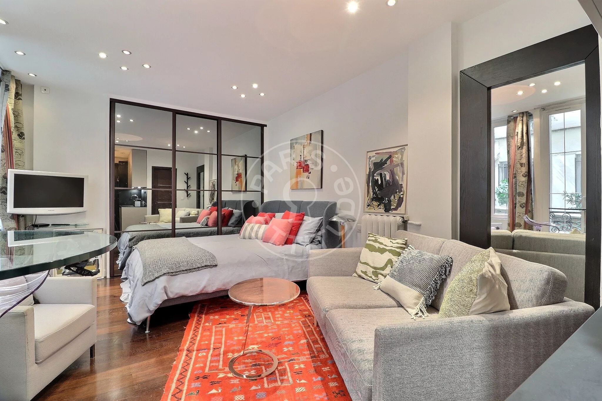 Flat Rue d'Aboukir in Paris