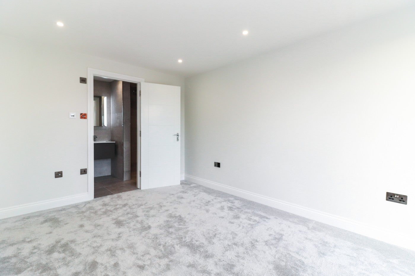 Flat Woodlands Close in Gerrards Cross