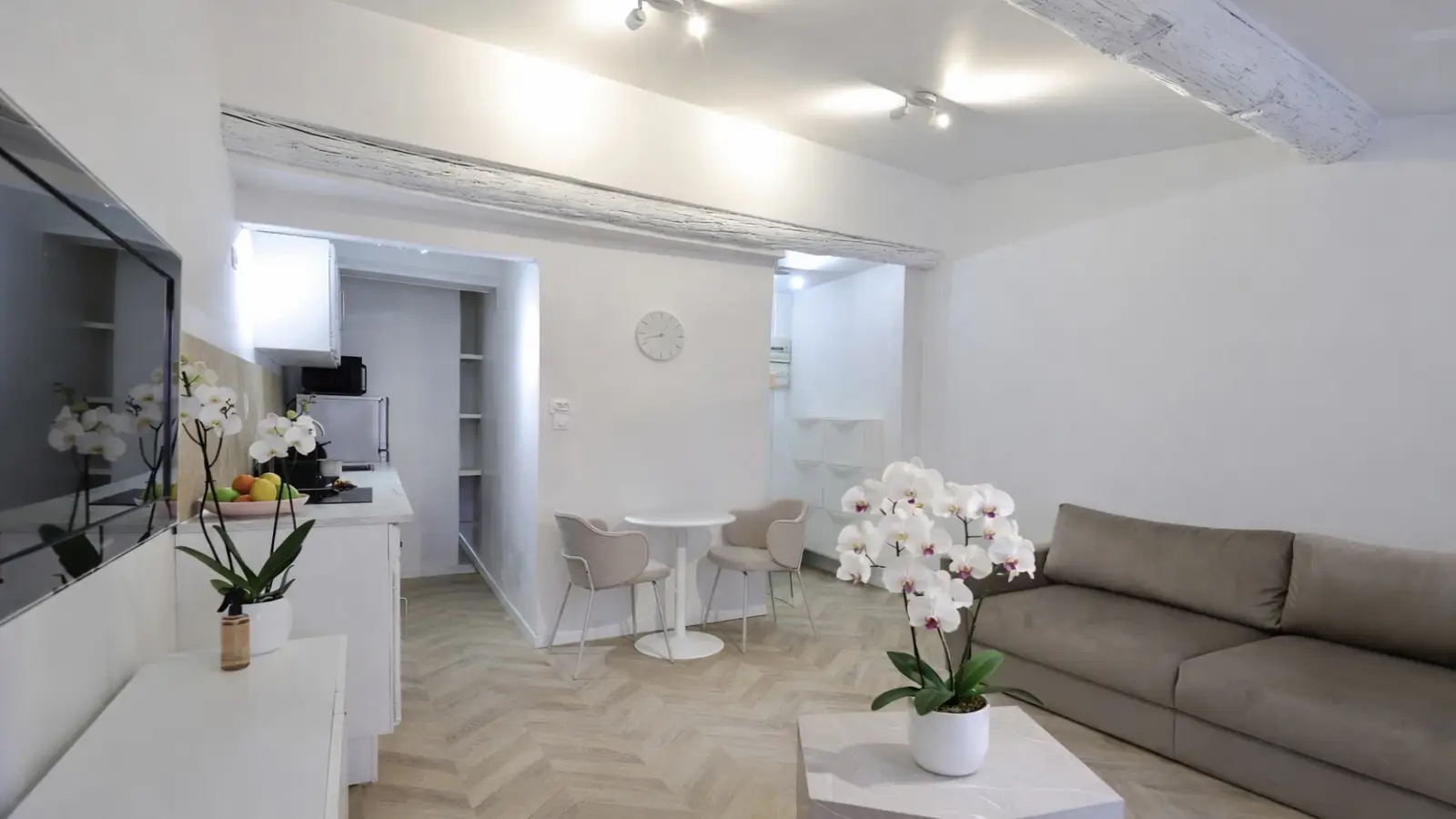 Appartement Place Saint-François à Nice