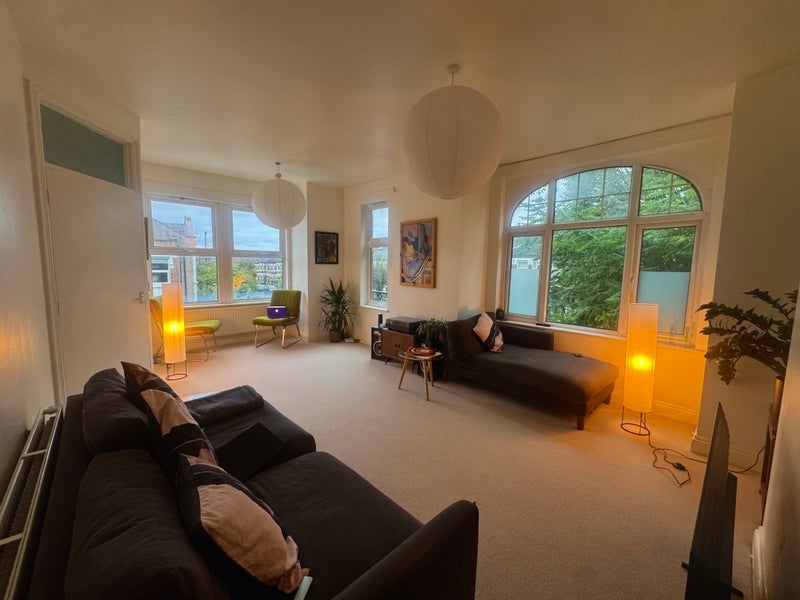 Room Tatnell Road in Greater London