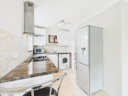 Flat Glamis Close in Basingstoke and Deane