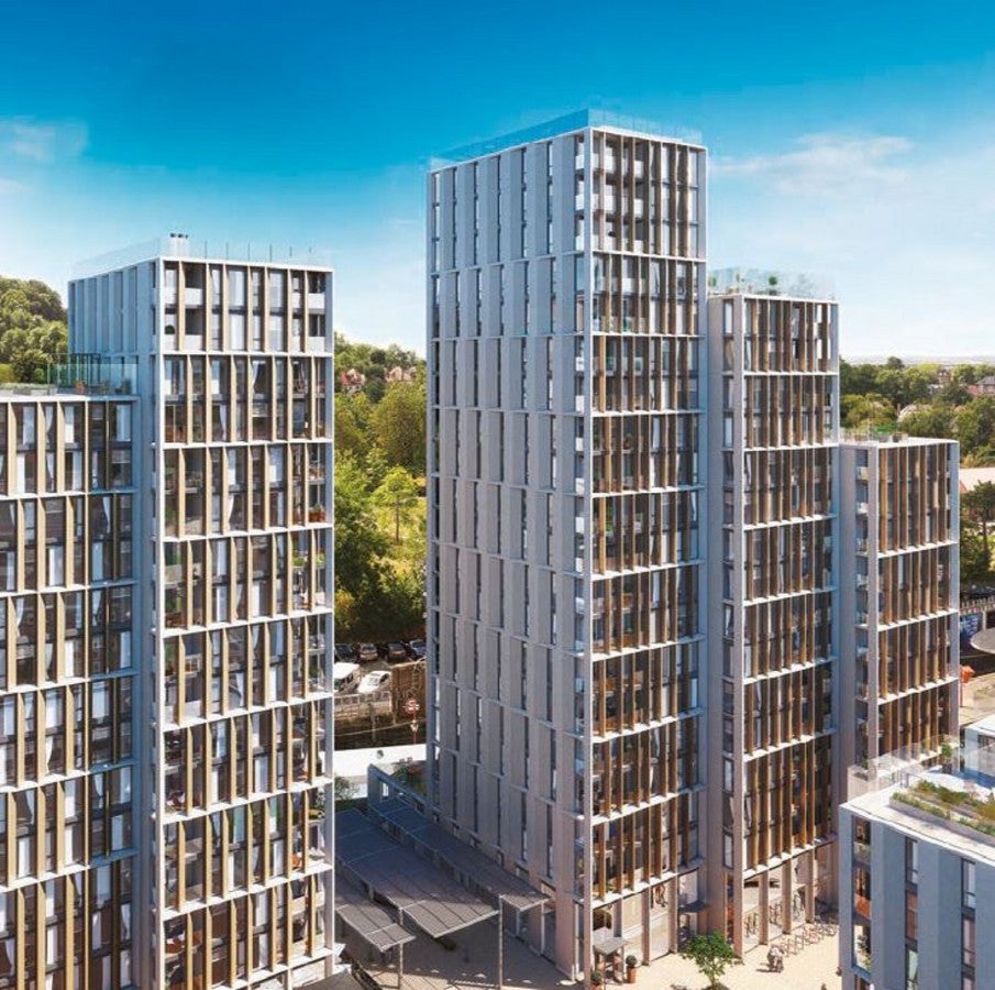 Flat Brook Avenue in Greater London