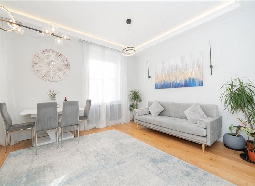 Flat Porchester Square in City of Westminster
