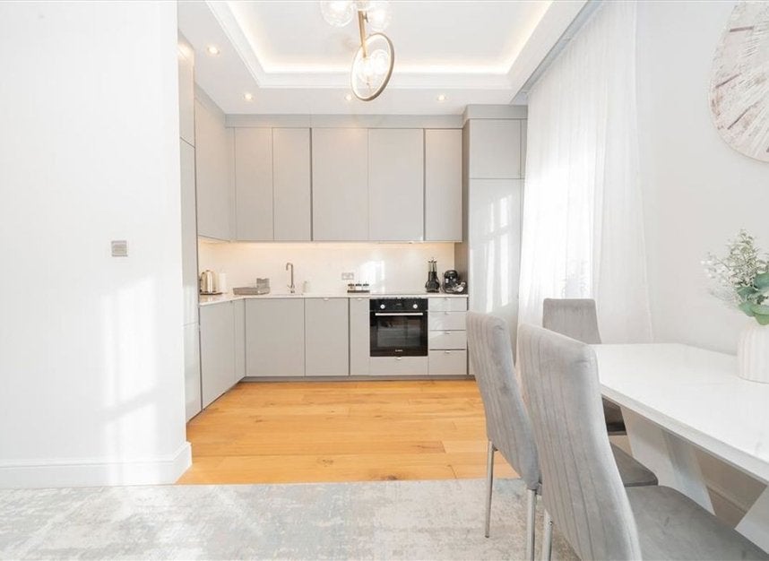 Flat Porchester Square in City of Westminster