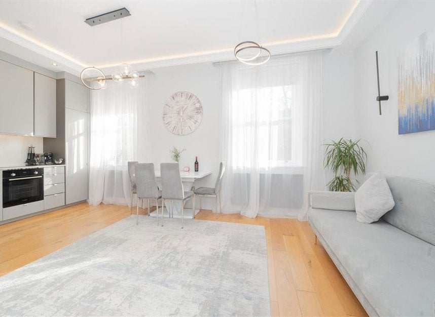Flat Porchester Square in City of Westminster
