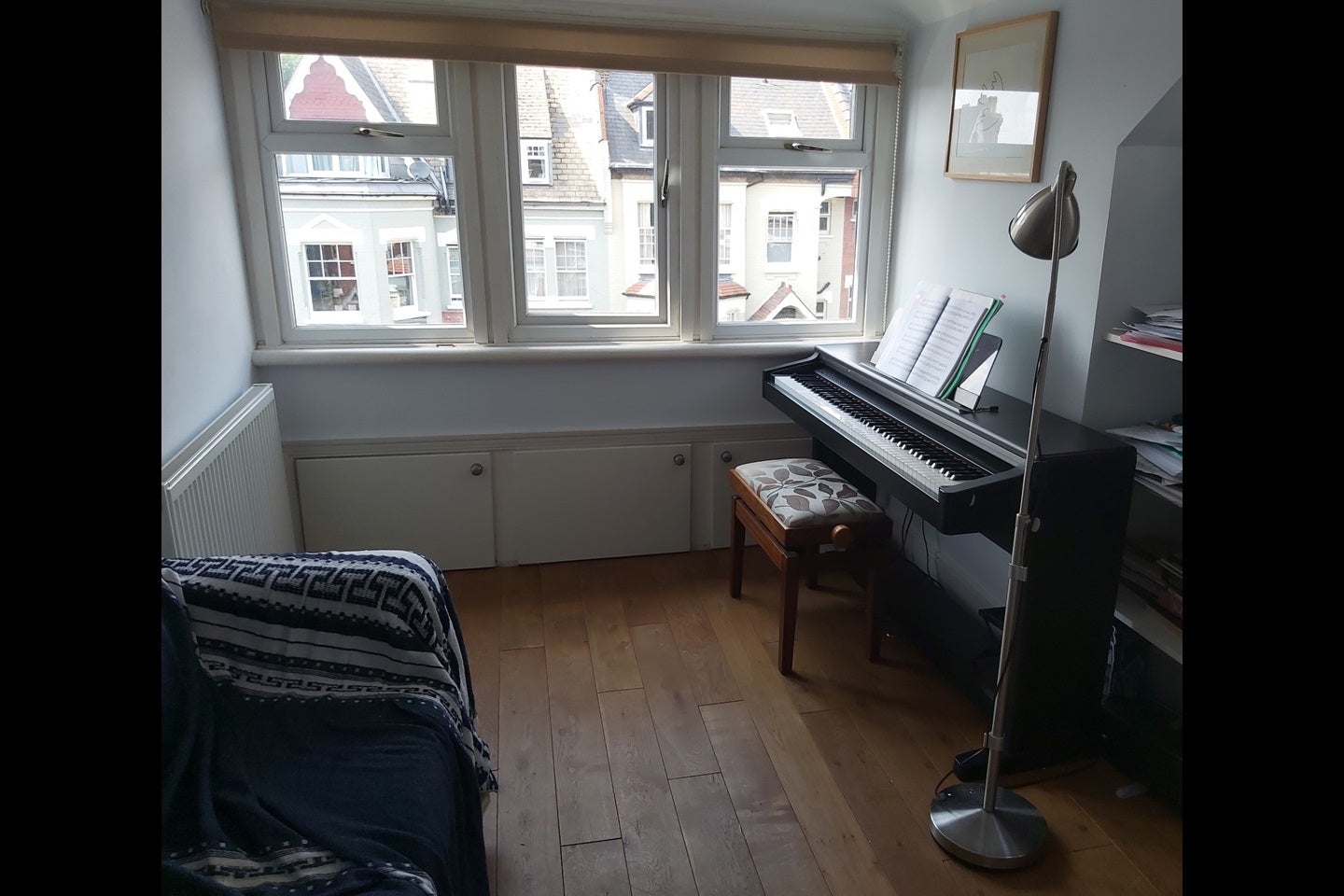 Flat Church Crescent in Greater London