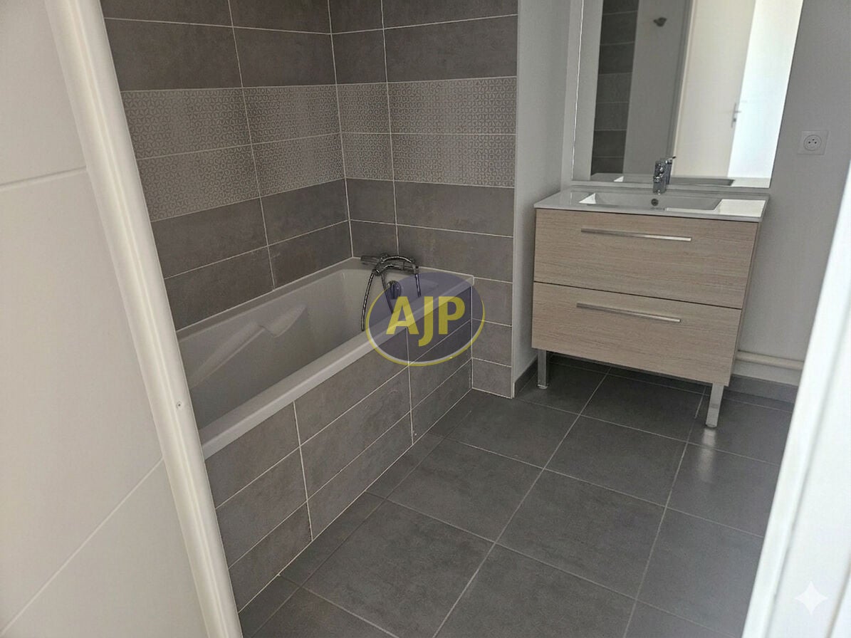 Appartement Rue du Pont de Sauldre à Châtillon-sur-Cher