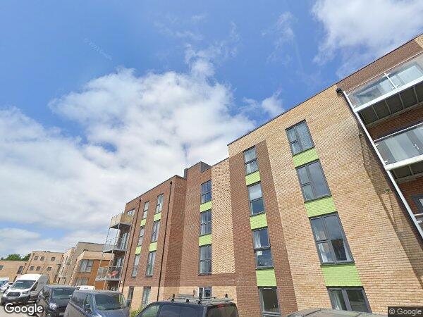 Room Flatts Close in Harry Stoke