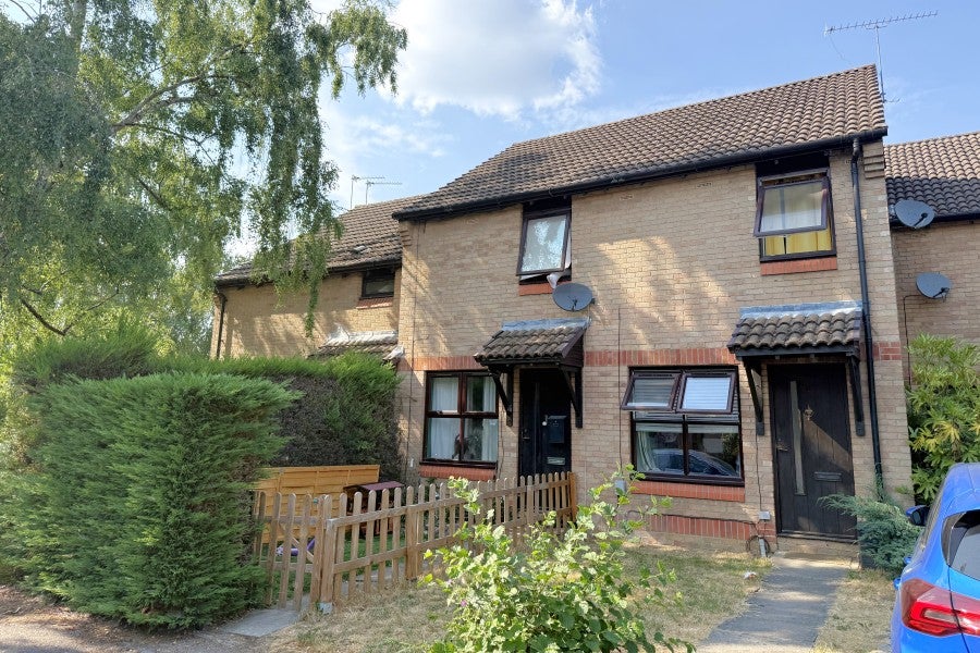 House Hedgerley Court in Woking