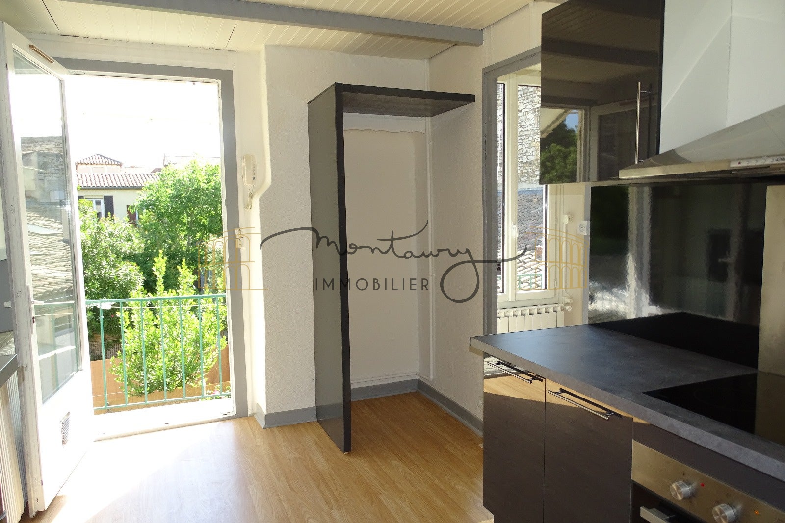 Appartement Rue de la Garenne à Nîmes